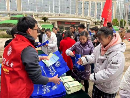 让“绿色”成为最靓丽的底色　普法宣传活动进我司